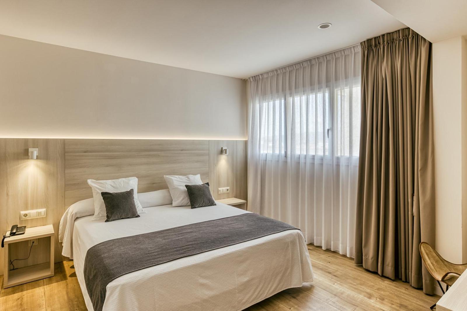 Hotel Emporium - Adults Only Castelló d'Empuries Εξωτερικό φωτογραφία